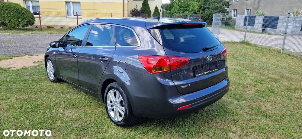Kia Ceed 1.6 GDI Platinum Edition - 12