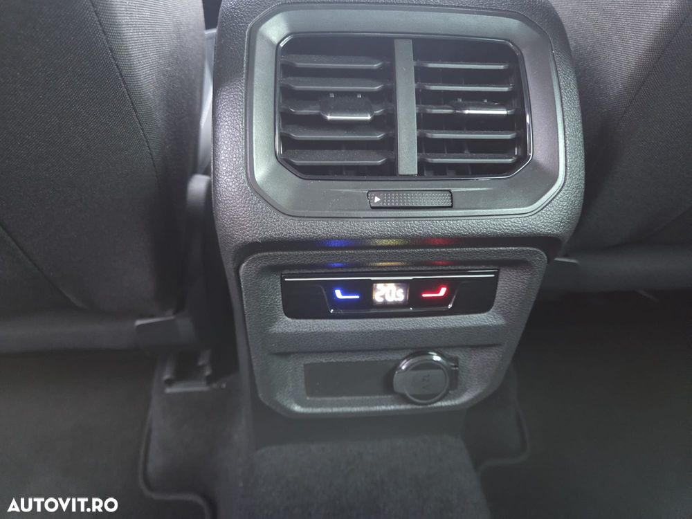 SKODA Kodiaq 2023 — imagine 10