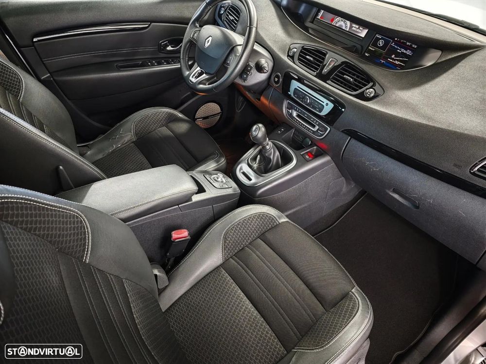 Renault Grand Scénic 1.5 dCi Bose Edition SS - 26