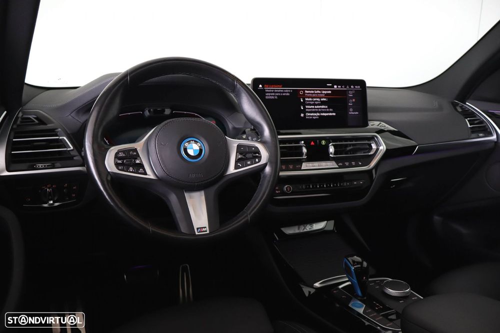 BMW iX3 M Sport Inspiring - 25