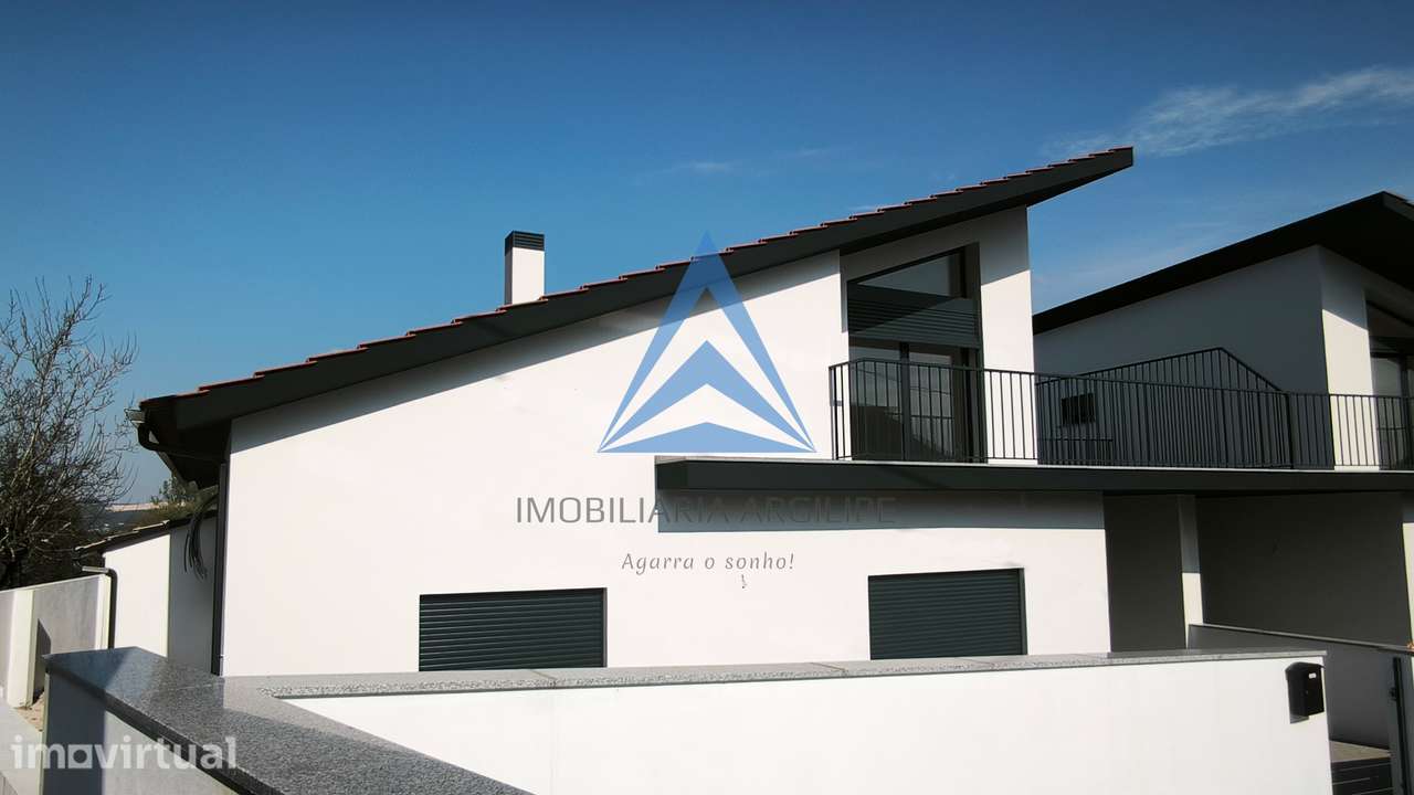 MORADIA NOVA T4 - POMBAL - Grande imagem: 2/58
