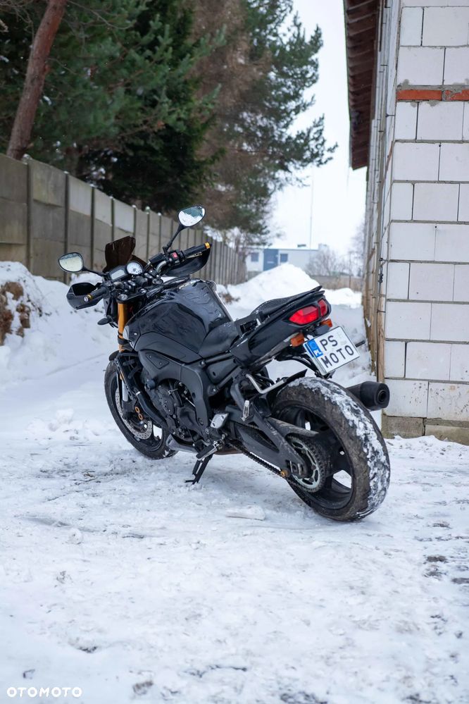 Yamaha FZ8 - 5