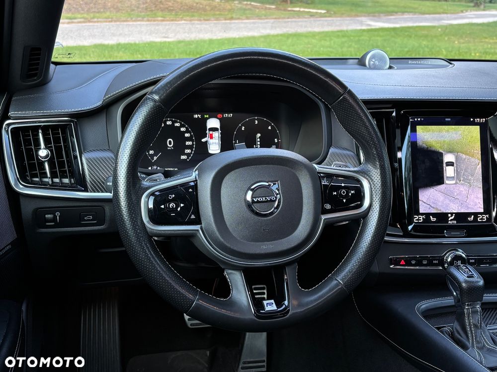 Volvo S90 D5 AWD R-Design - 21