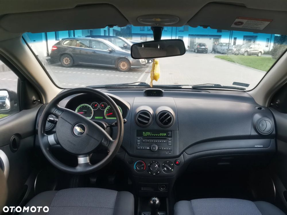 Chevrolet Aveo 1.2 - 9