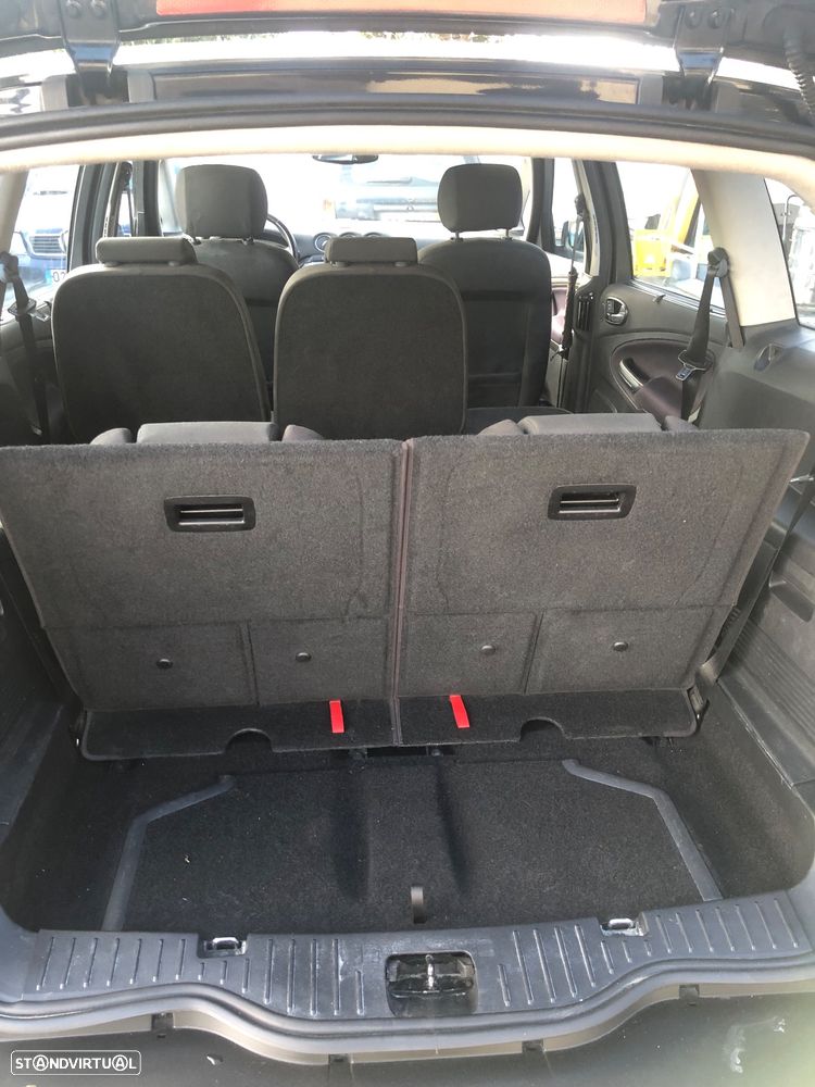 Ford S-Max 1.8 TDCi Titanium 7L - 10