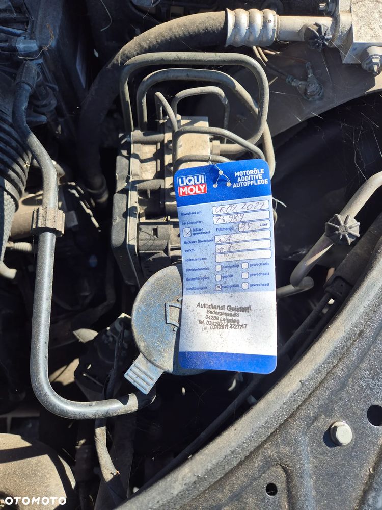 Mercedes-Benz Klasa E 250 CGI BlueEFFICIENCY Automatik Avantgarde - 21