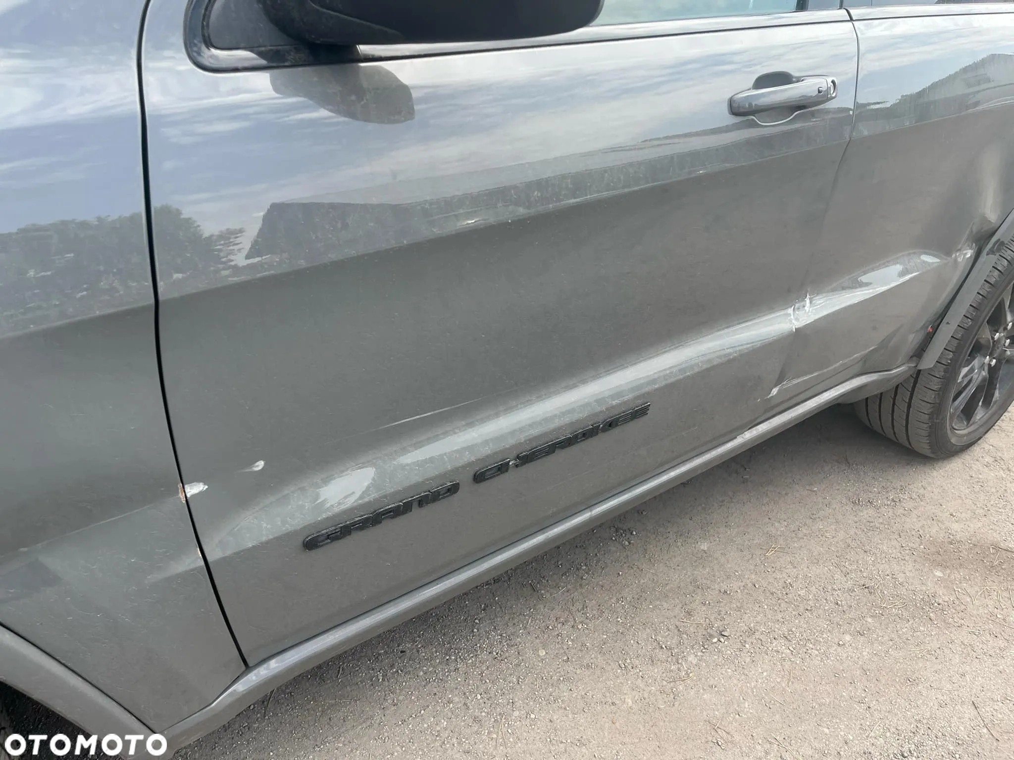 Jeep Grand Cherokee - 10