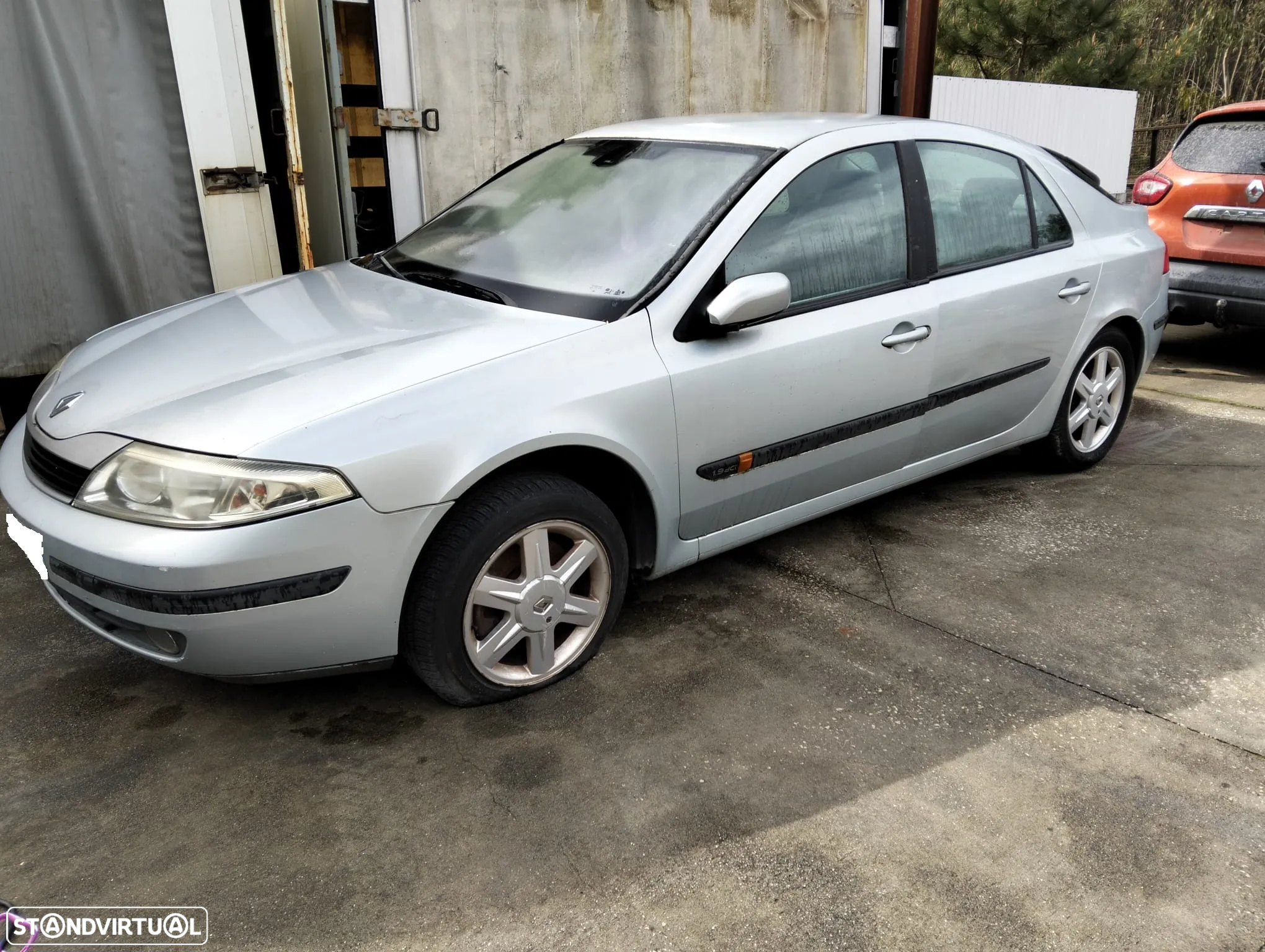 Renault Laguna 1.9 dci 120CV ano 2004 - 5