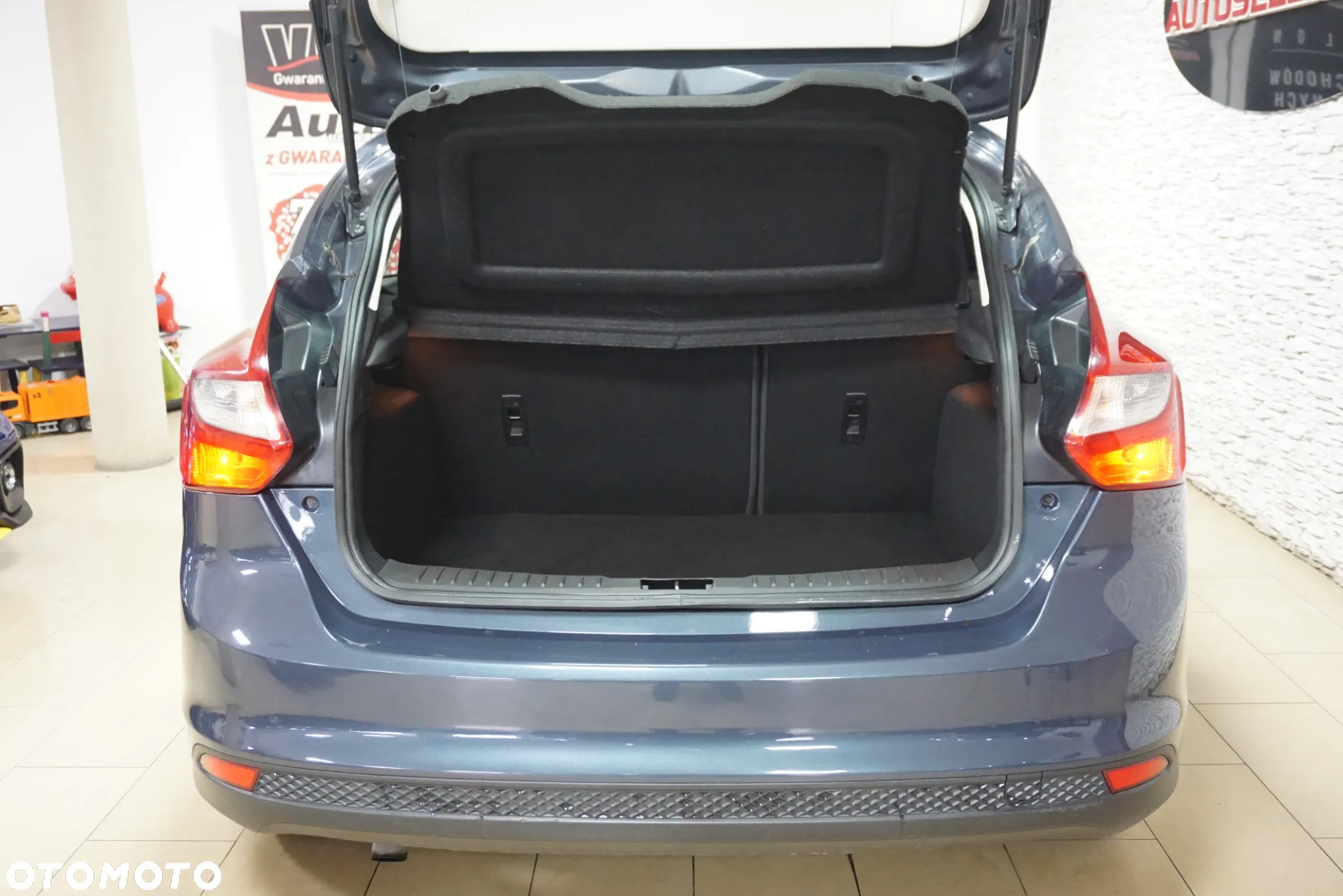 Ford Focus 1.6 TDCi Silver X - 13