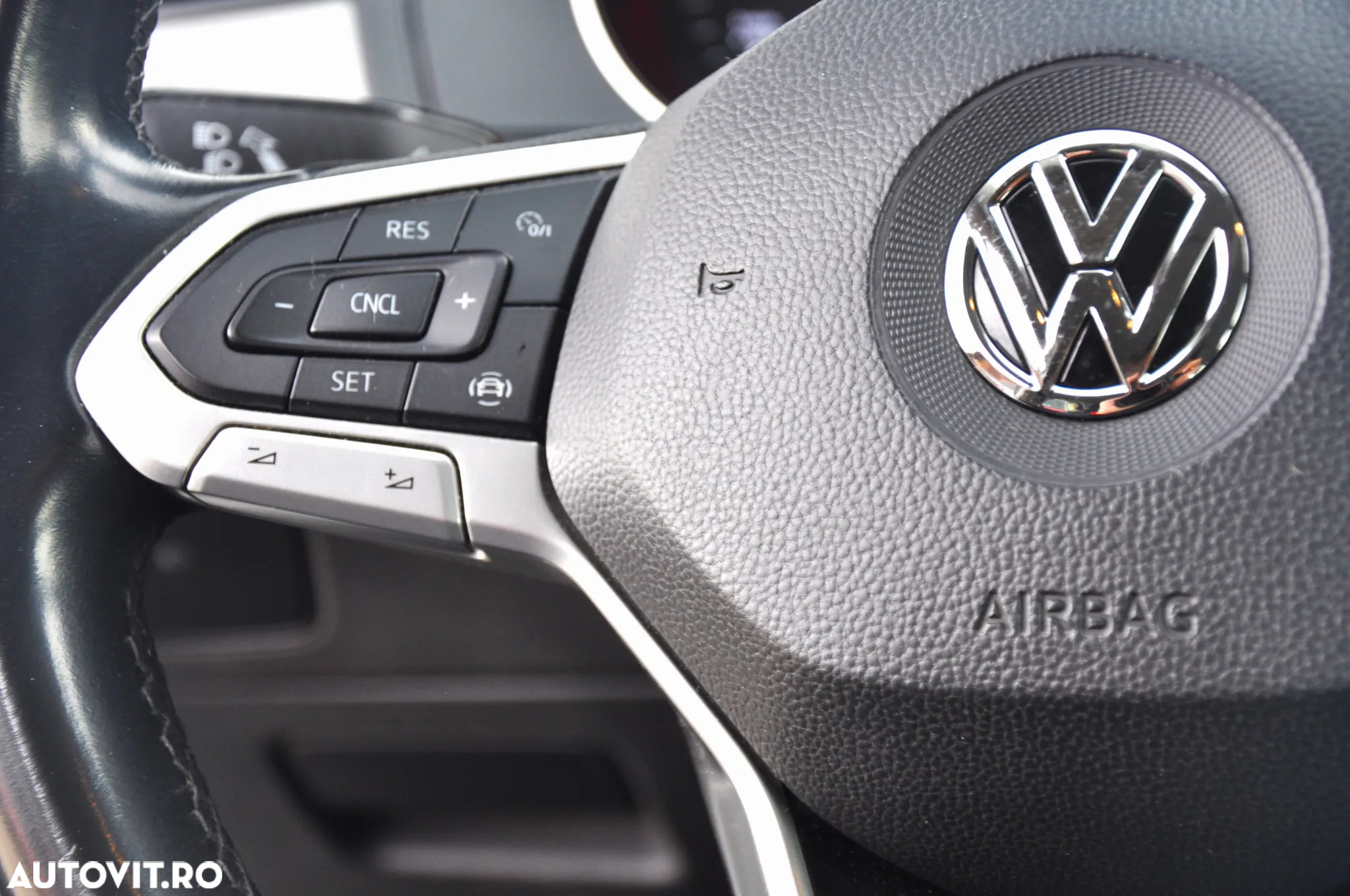 Volkswagen Passat Variant 2.0 TDI DSG Trendline - 22