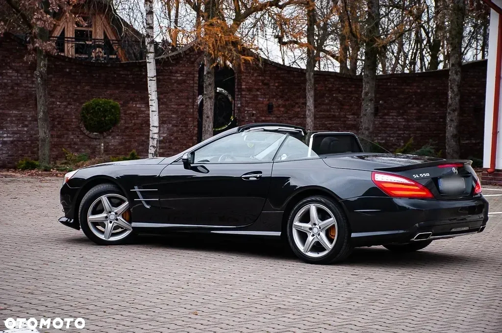 Mercedes-Benz SL - 13
