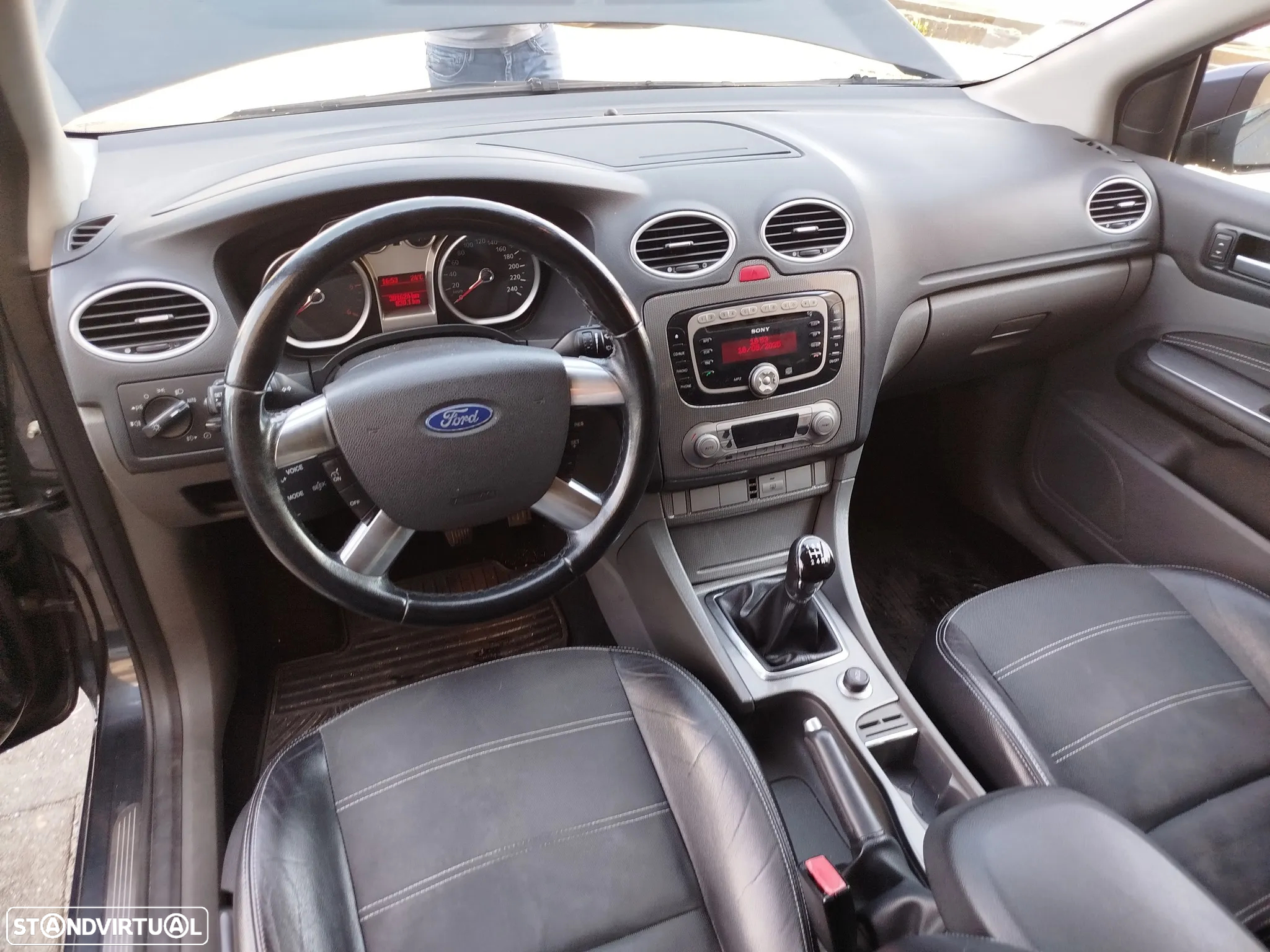 Ford Focus SW 1.6 TDCi Titanium 17 - 8
