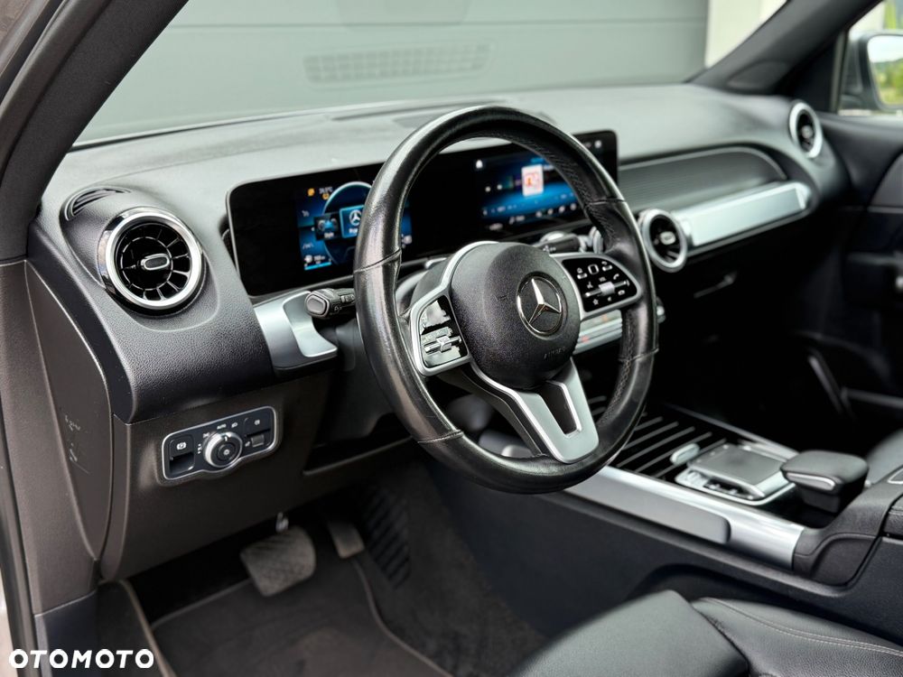 Mercedes-Benz GLB 200 d 8G-DCT Progressive - 12