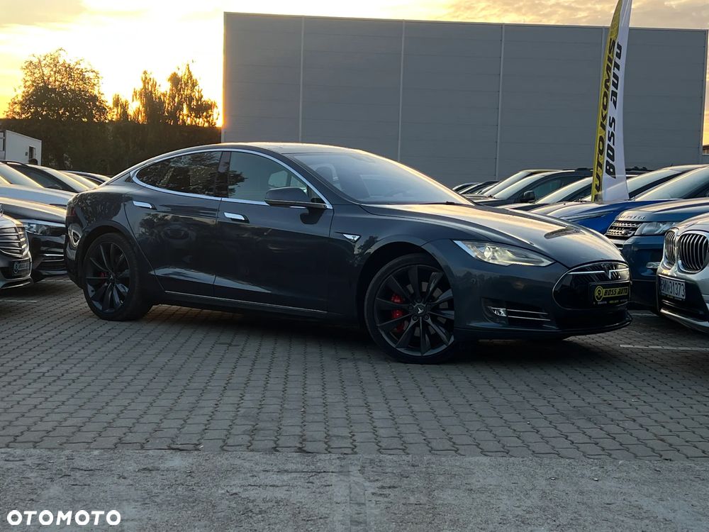 Tesla Model S