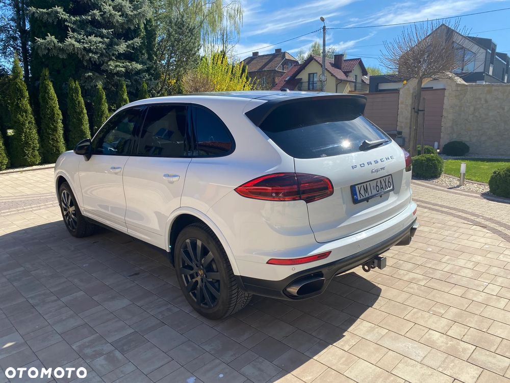 Porsche Cayenne Platinum Edition - 8