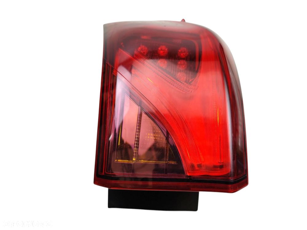 LAMPA LEWY TYŁ TOYOTA AVENSIS T27 LIFT (2015-2018) 2.0 D4D 143KM - 7