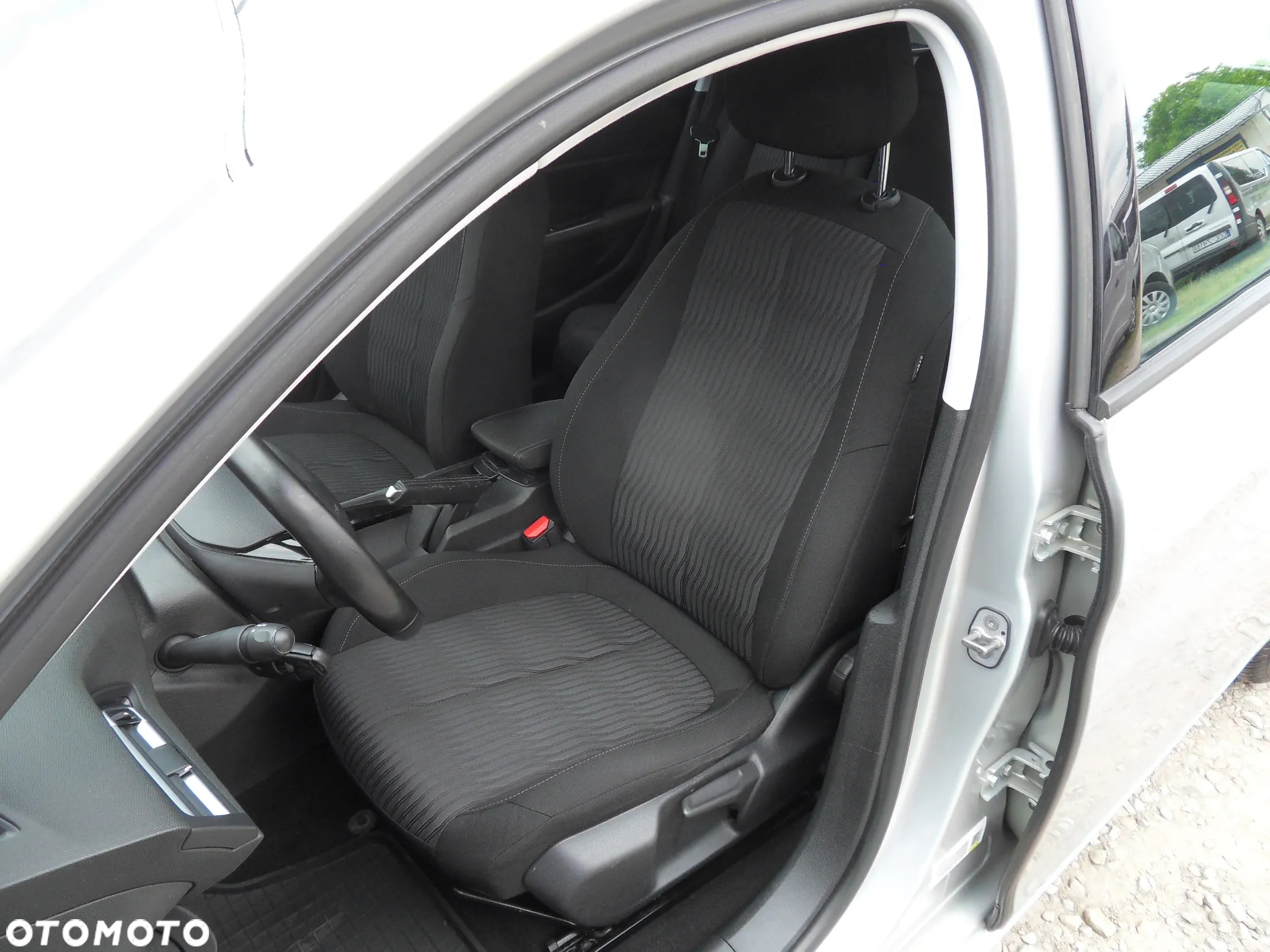 Peugeot 308 SW 1.6 BlueHDi Active S&S - 13