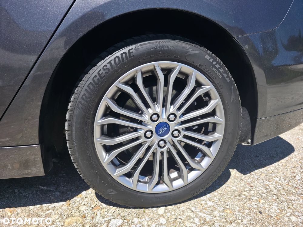 Ford Mondeo 2.0 EcoBlue Titanium - 14
