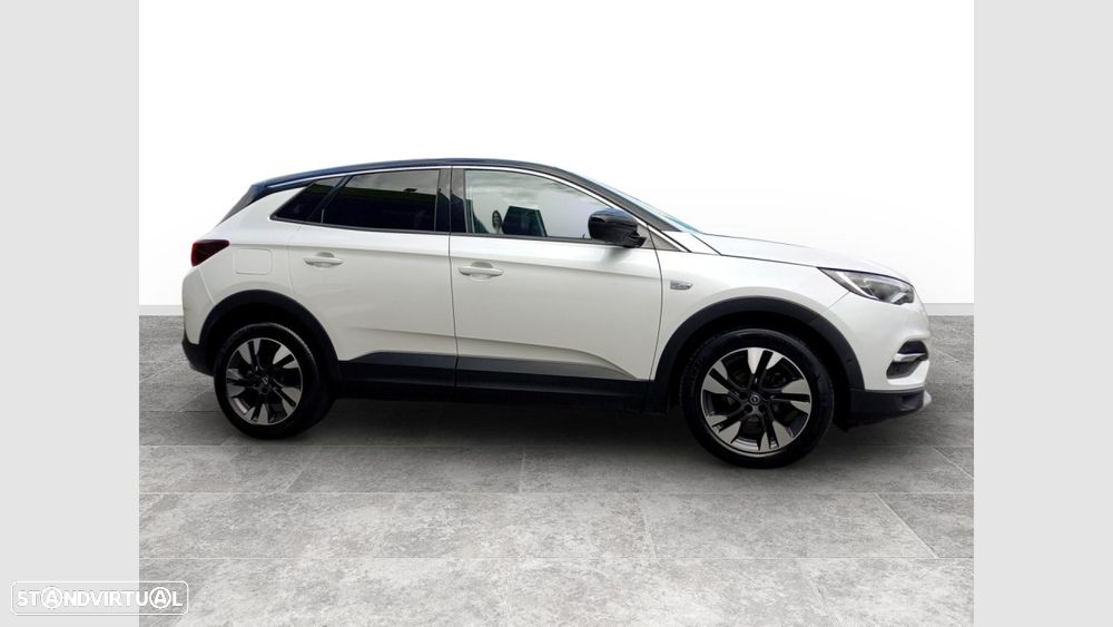 Opel Grandland X 1.2 T Innovation - 4