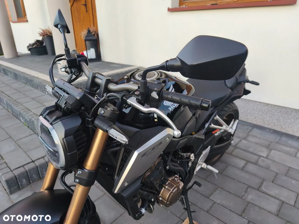 Honda CB - 25
