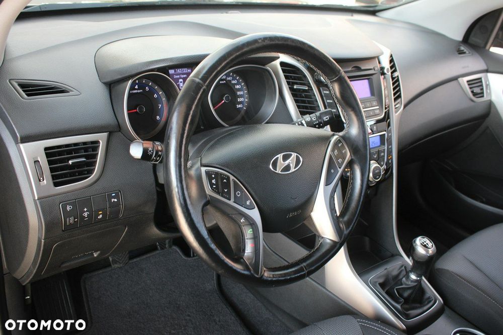 Hyundai i30 1.6 Premium - 24