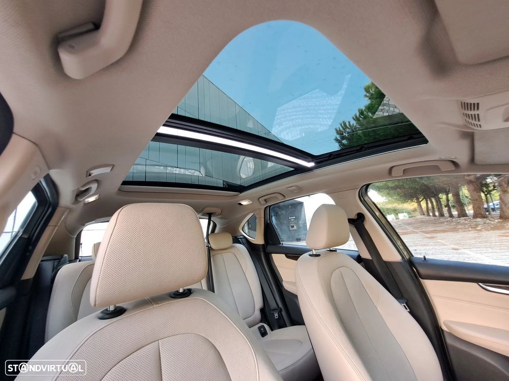 BMW 216 Active Tourer d Luxury Line - 4