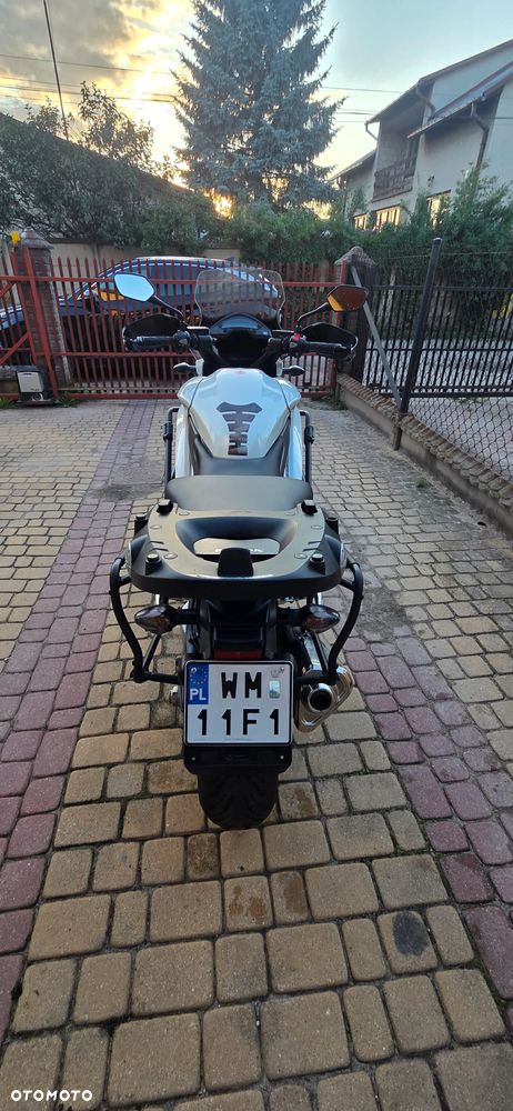 Honda VFR - 27