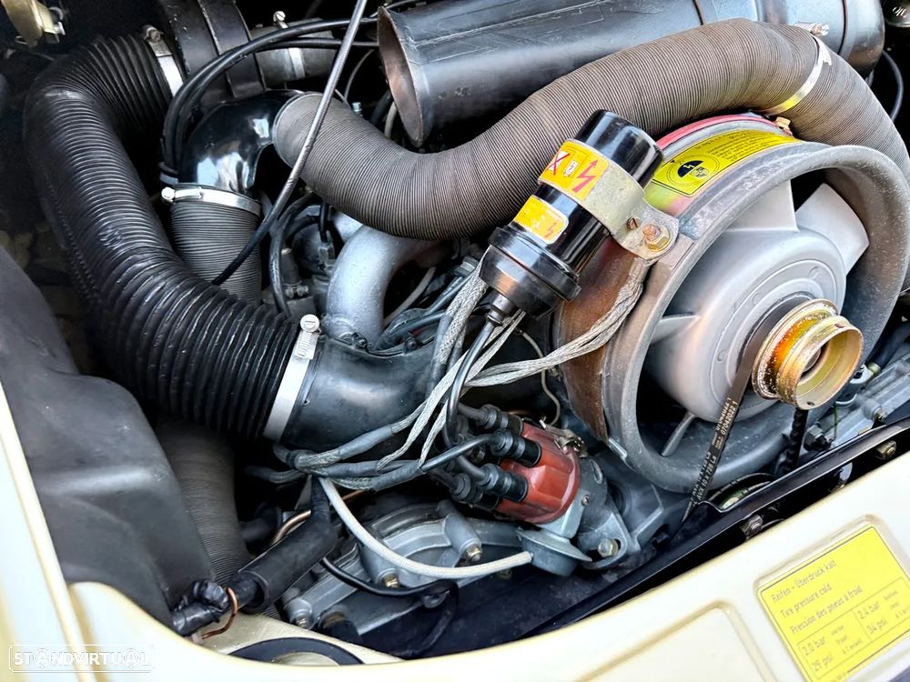 Porsche 911 Série G - 33