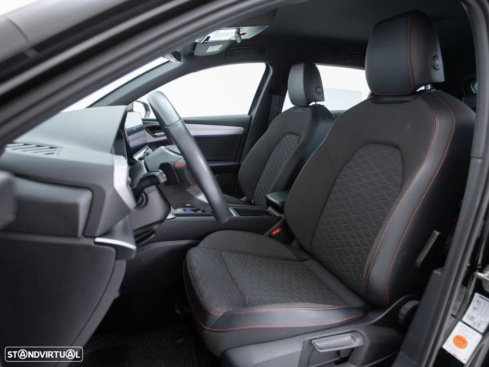 SEAT Leon ST 2.0 TDI DSG FR - 8