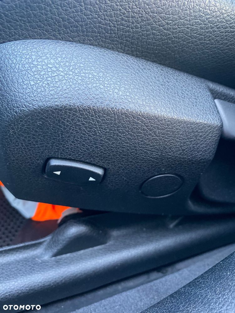 BMW Seria 4 418d Sport Line - 32