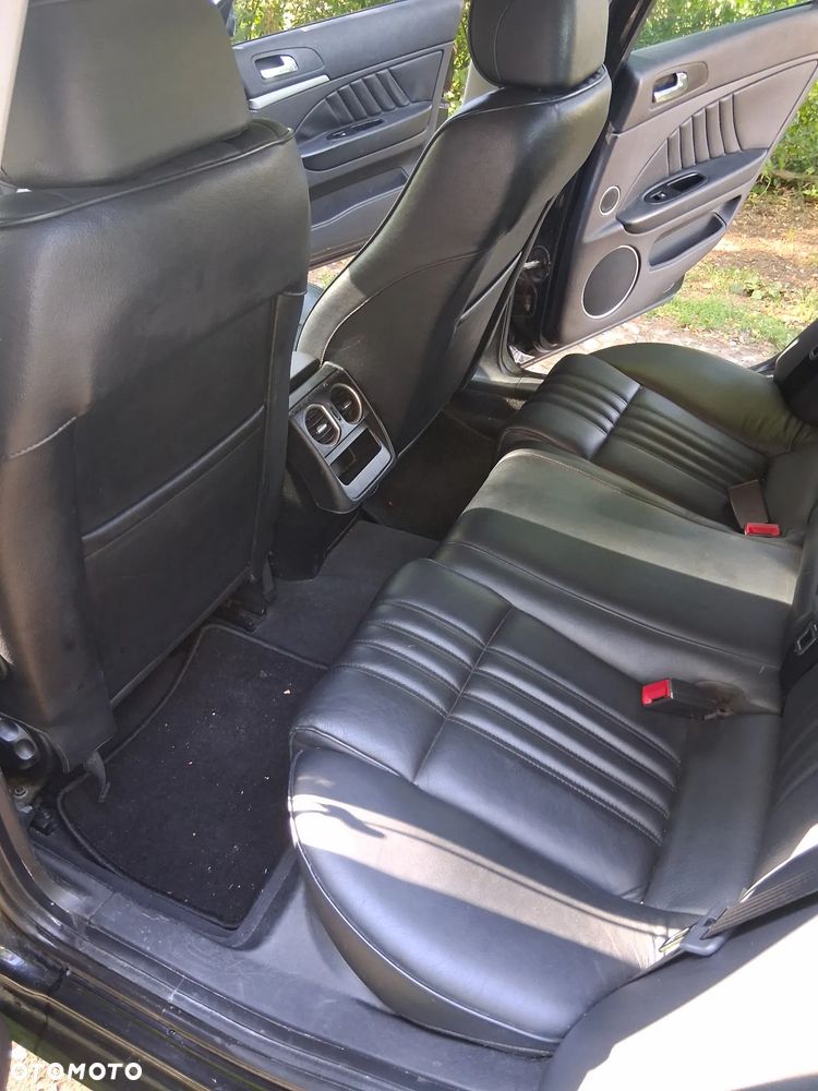 Alfa Romeo 159 1.9 JTDM 8V DPF - 11