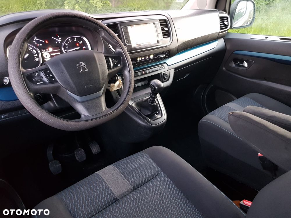 Peugeot Traveller - 20