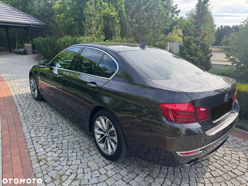 BMW Seria 5 520d Luxury Line - 2