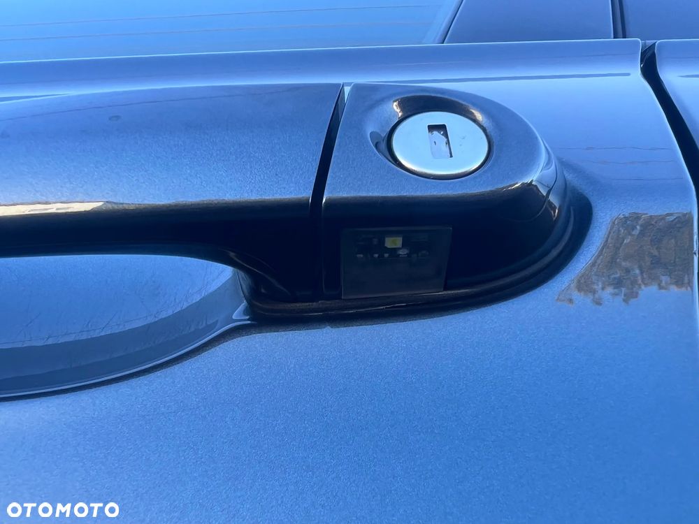 BMW Seria 3 316i - 35