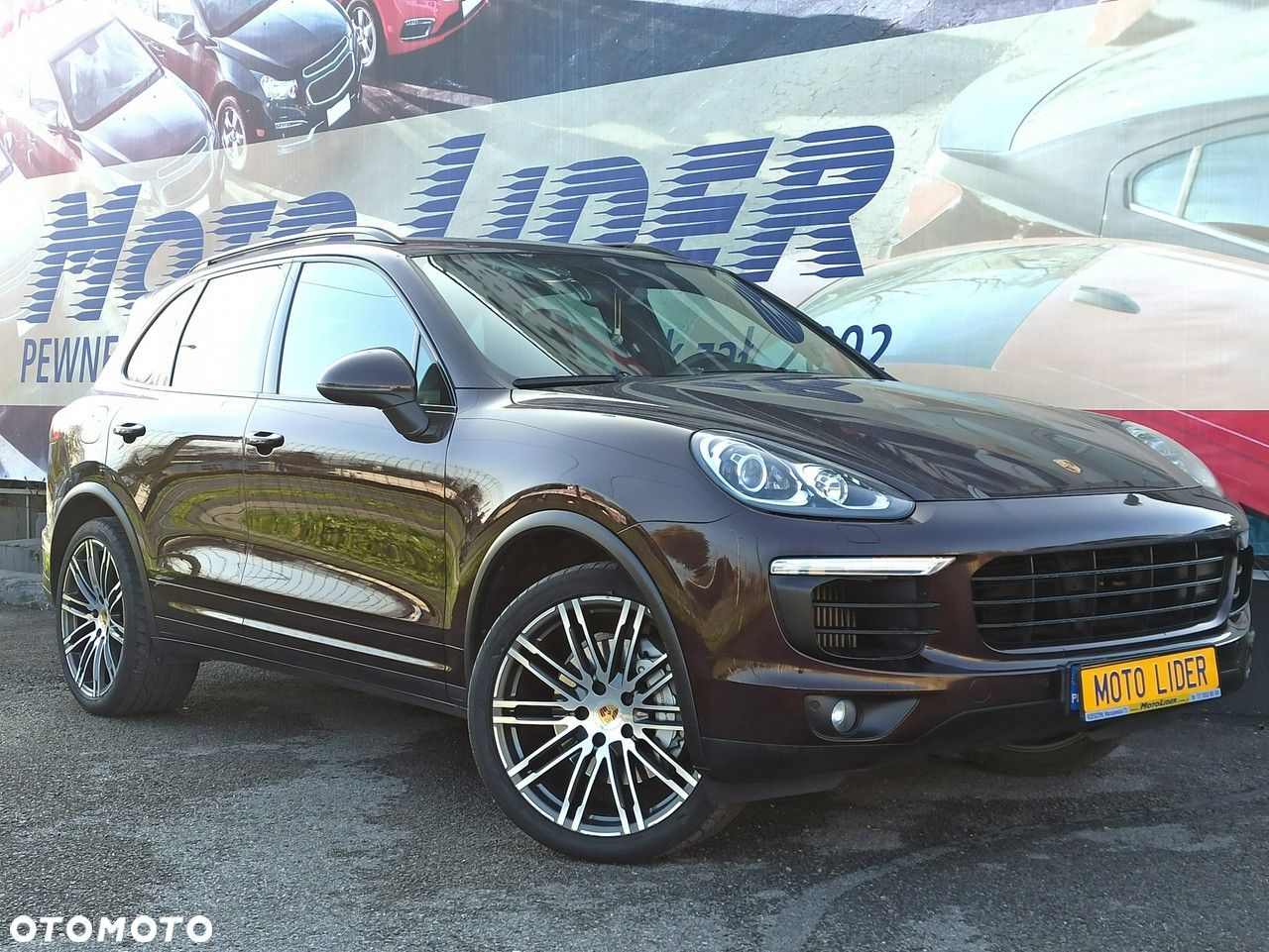 Porsche Cayenne - 1