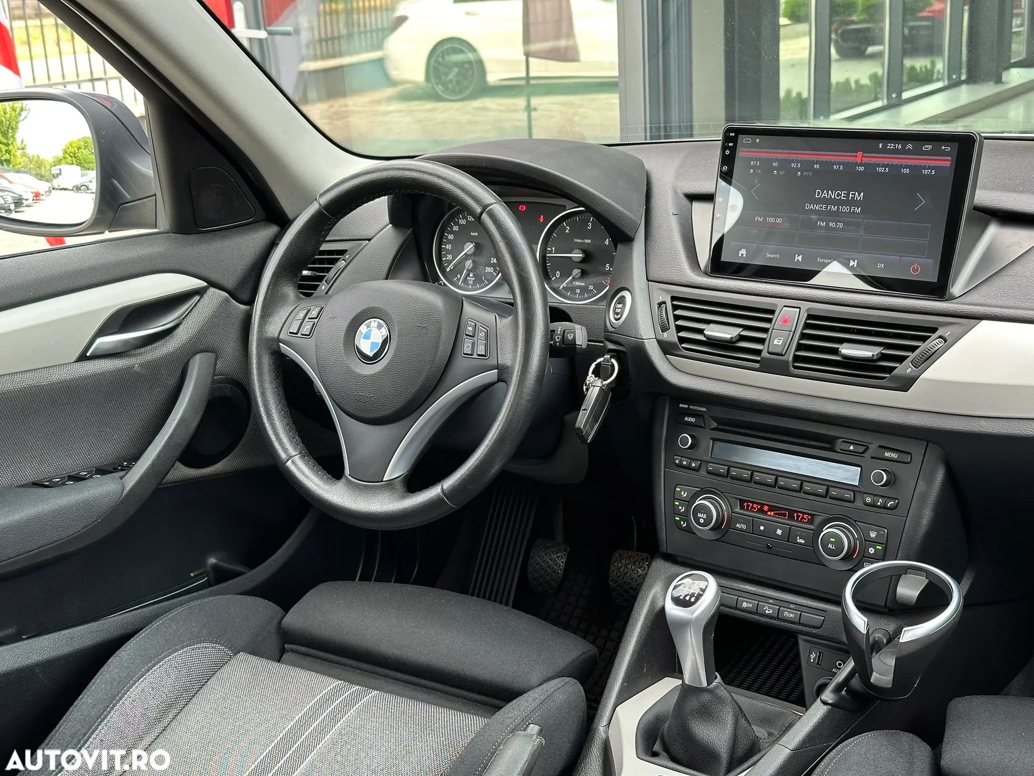 BMW X1 xDrive18d Sport Line - 14