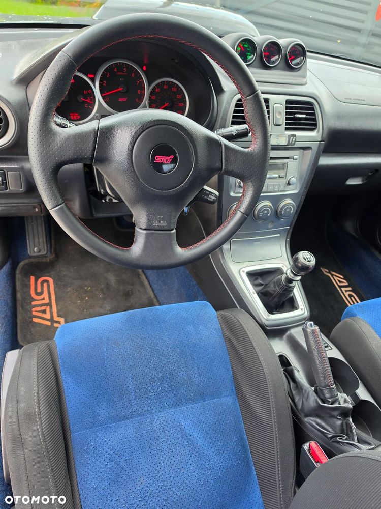 Subaru Impreza 2.5 STI - 11