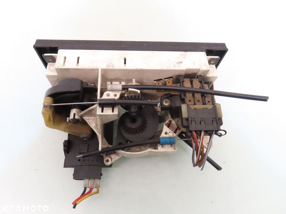 PANEL NAWIEWU Z AC AUDI 80 B4 893959621 8A1820073 - 6