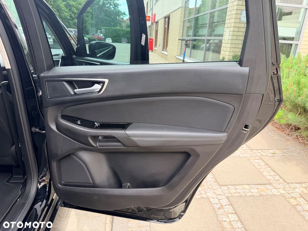 Ford S-Max - 25