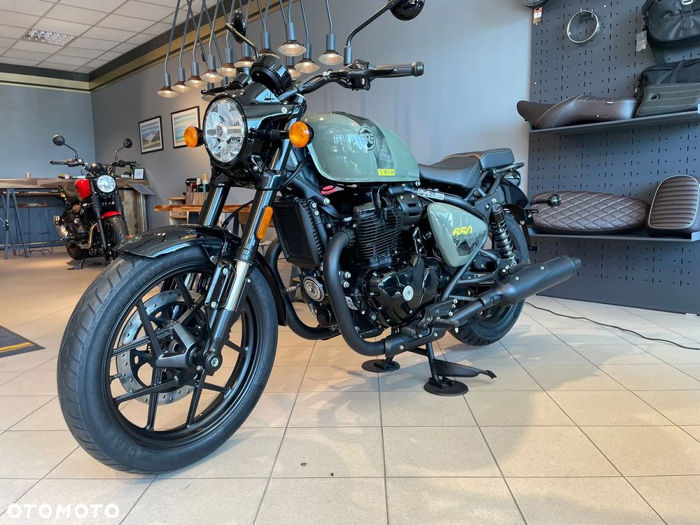 Royal Enfield Shotgun - 1