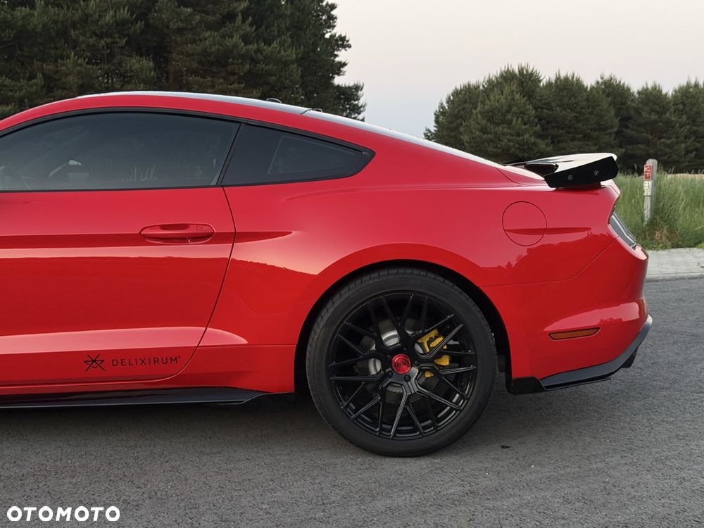 Ford Mustang 5.0 V8 GT - 4