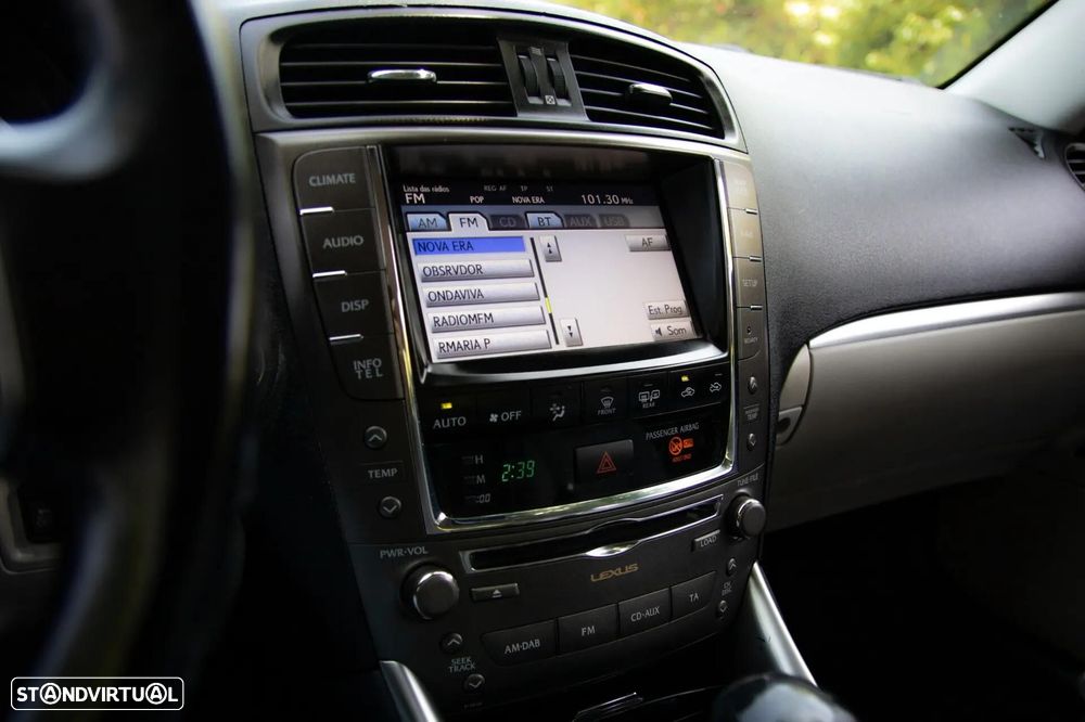 Lexus IS 200 d P.Executive 6G - 17