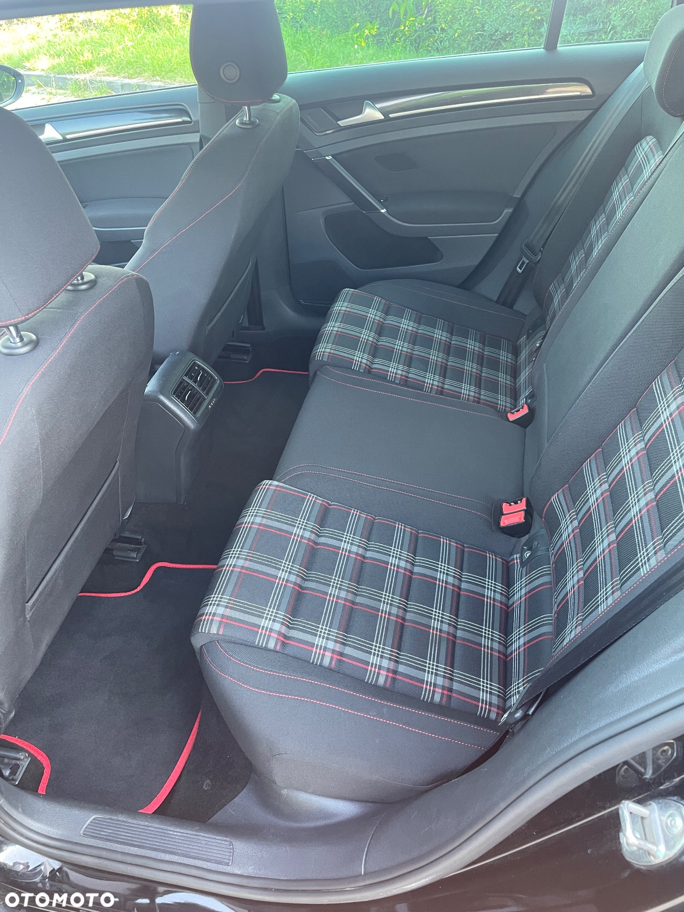 Volkswagen Golf VII 2.0 TSI BMT GTI - 10