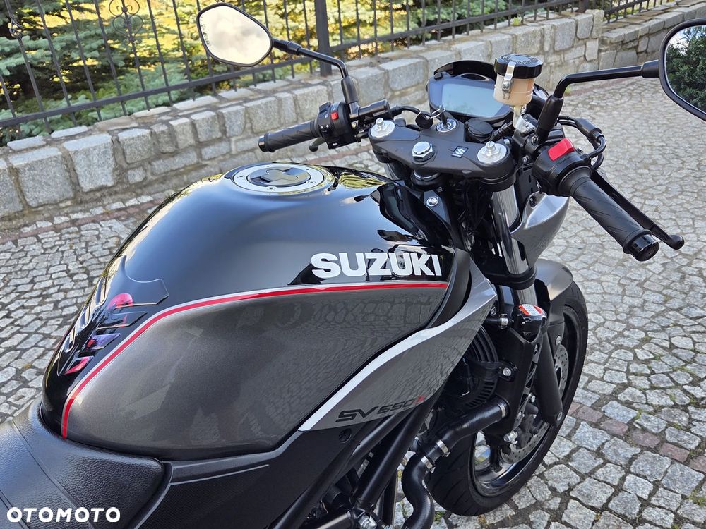 Suzuki SV - 22