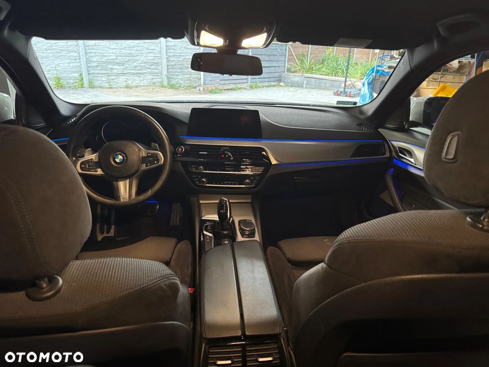 BMW Seria 5 520d xDrive Sport Line sport - 23