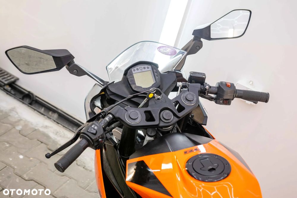 KTM RC 125 - 14
