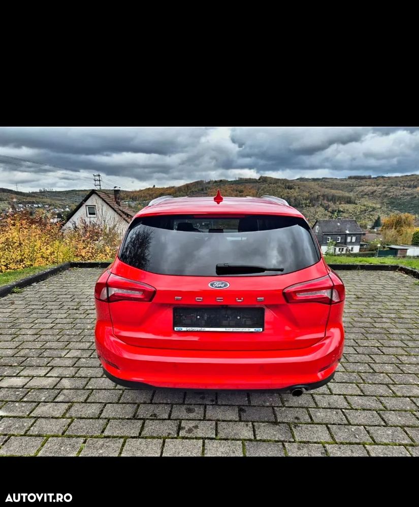 Ford Focus 1.5 EcoBlue Start-Stopp-System COOL&CONNECT DESIGN - 4