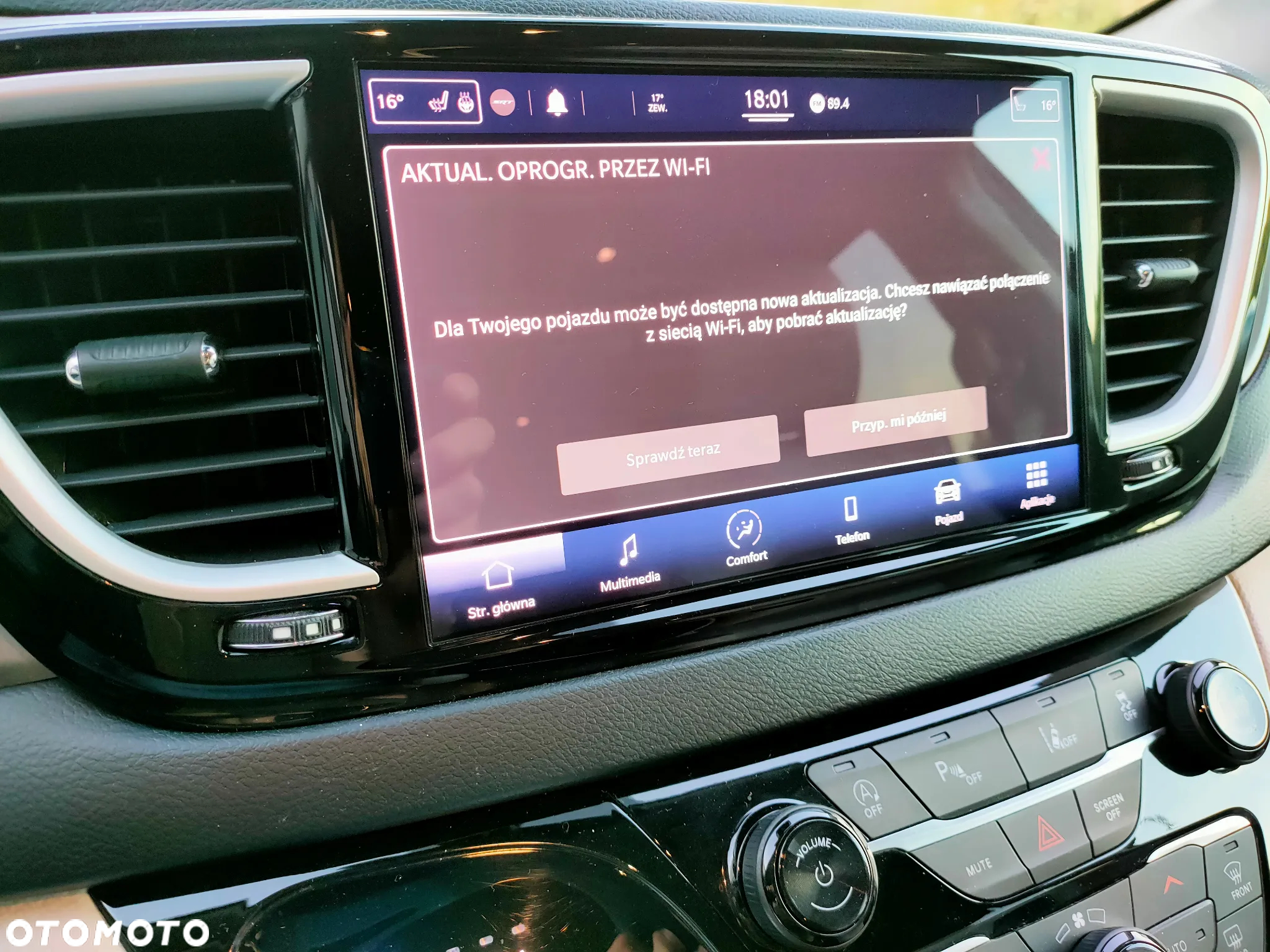 Chrysler Pacifica - 23