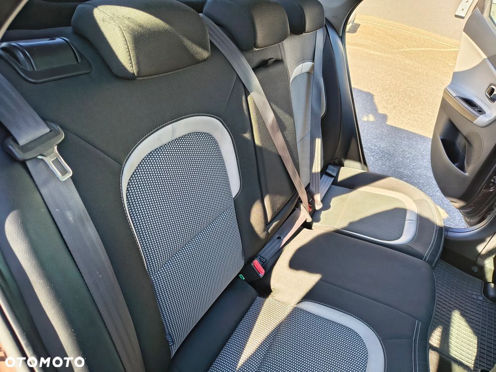 Kia Ceed 1.6 GDI L - 19