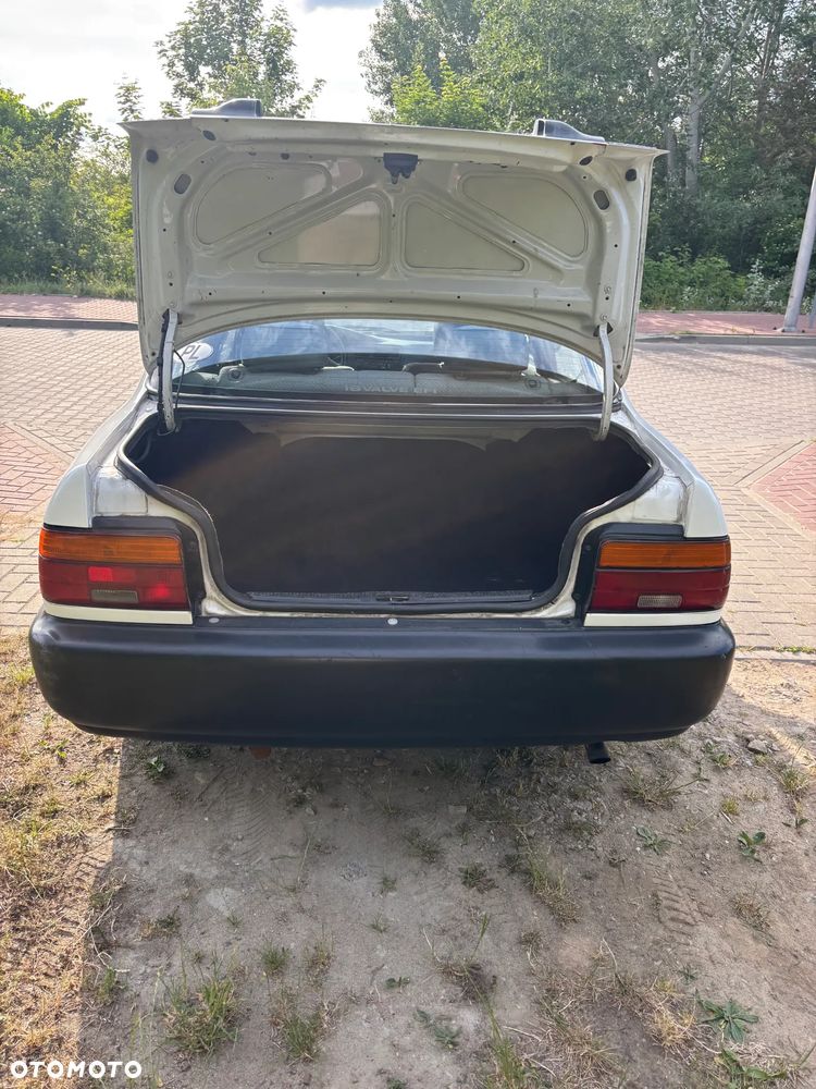 Toyota Corolla - 11